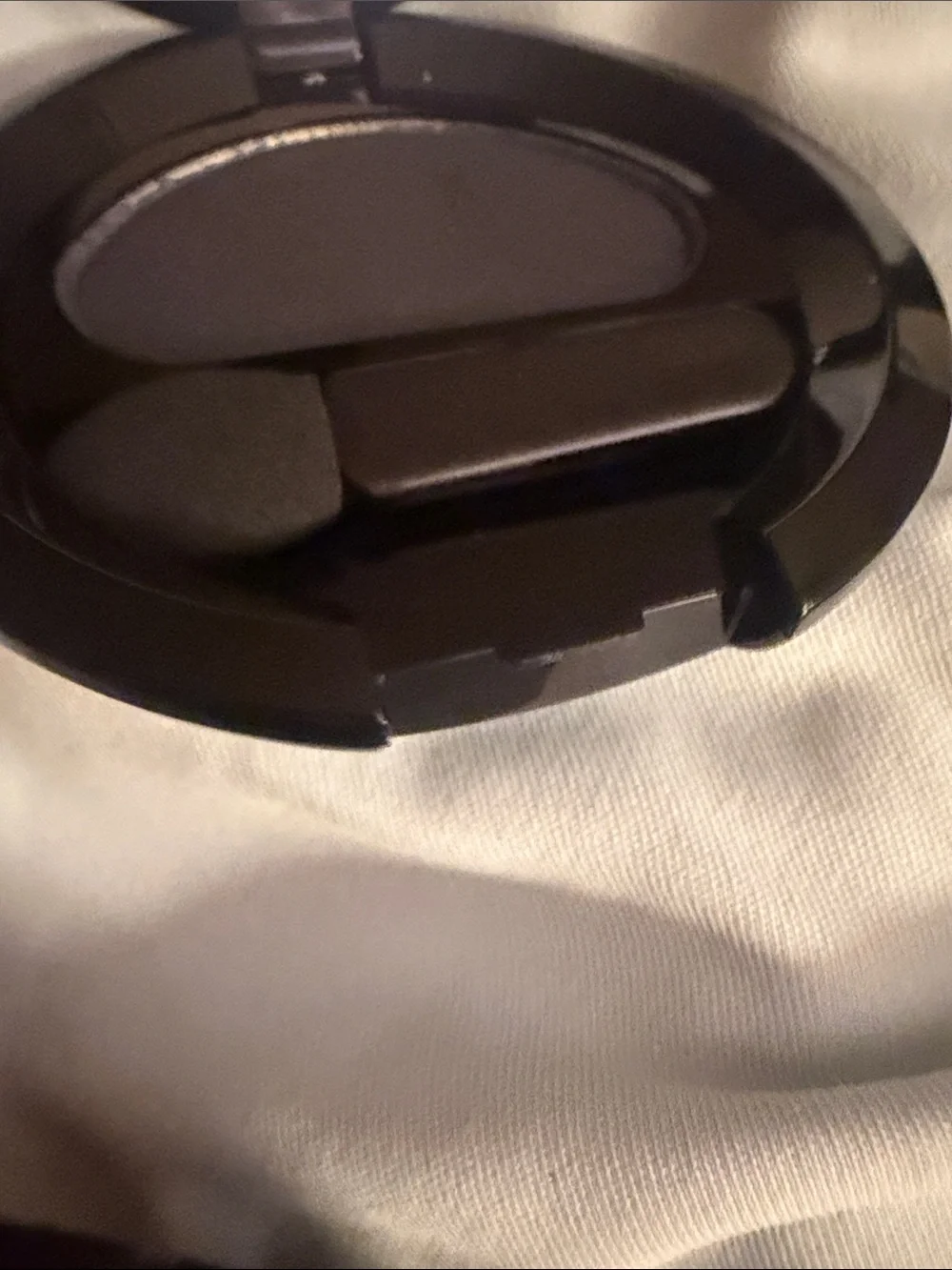 Annayake compact powder